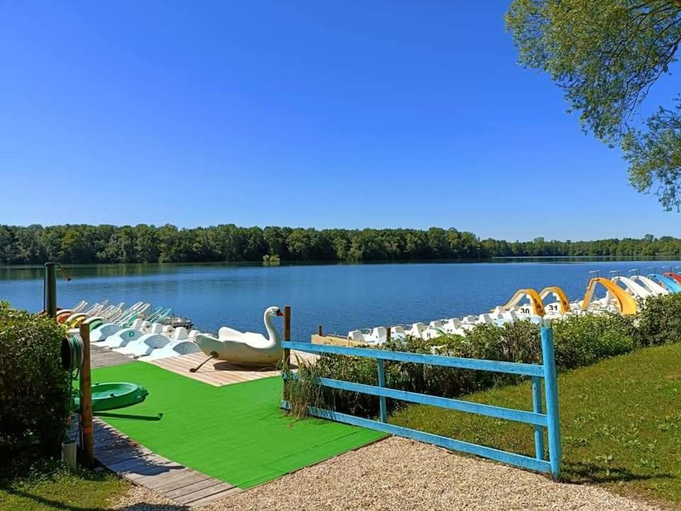 Les Fontaines Villa Laives Exterior foto