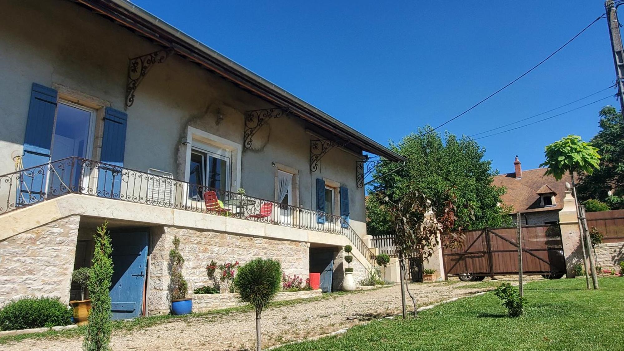 Les Fontaines Villa Laives Exterior foto